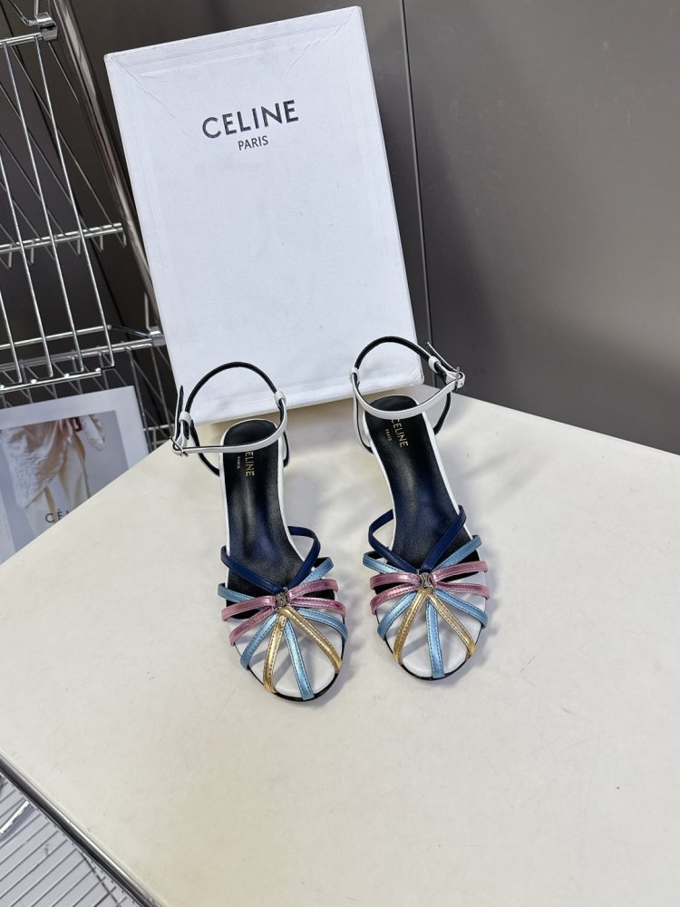 Босоножки фото 2