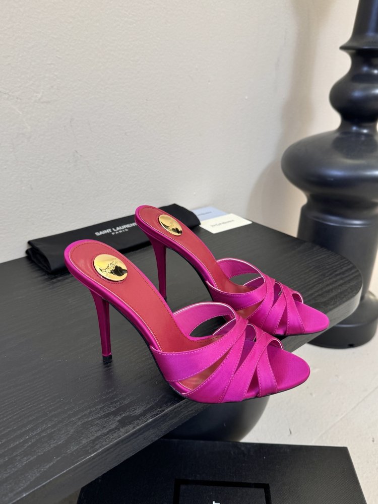 Босоножки фото 2