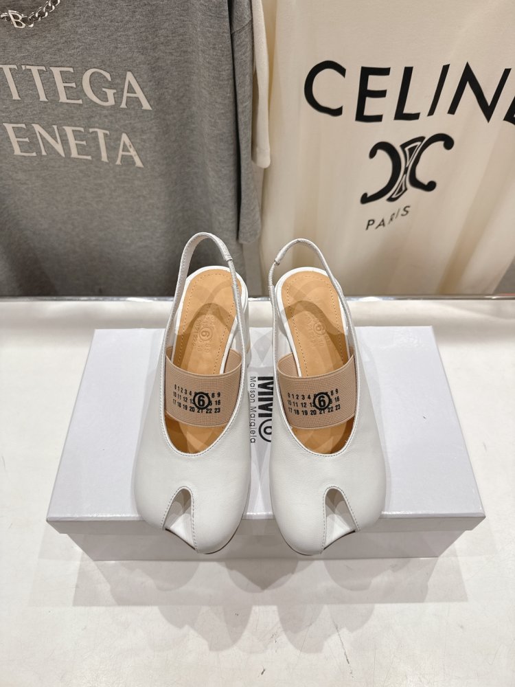 Босоножки фото 2