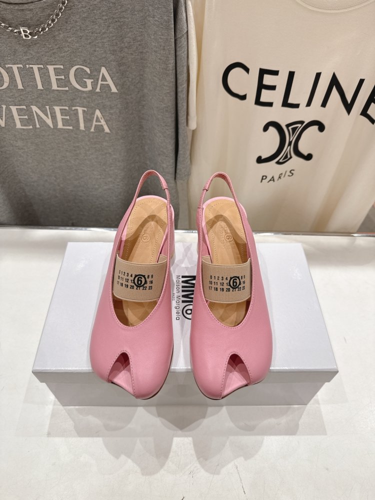 Босоножки фото 2