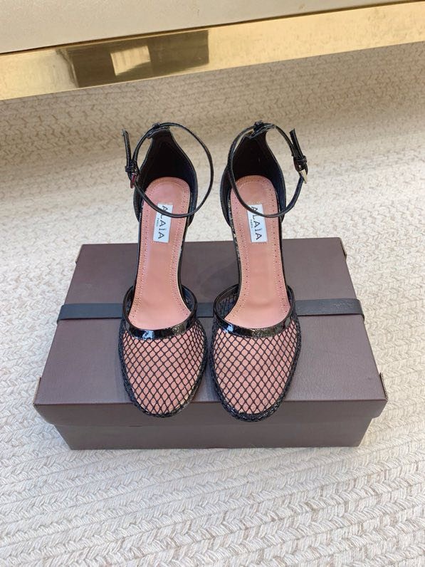 Босоножки фото 2