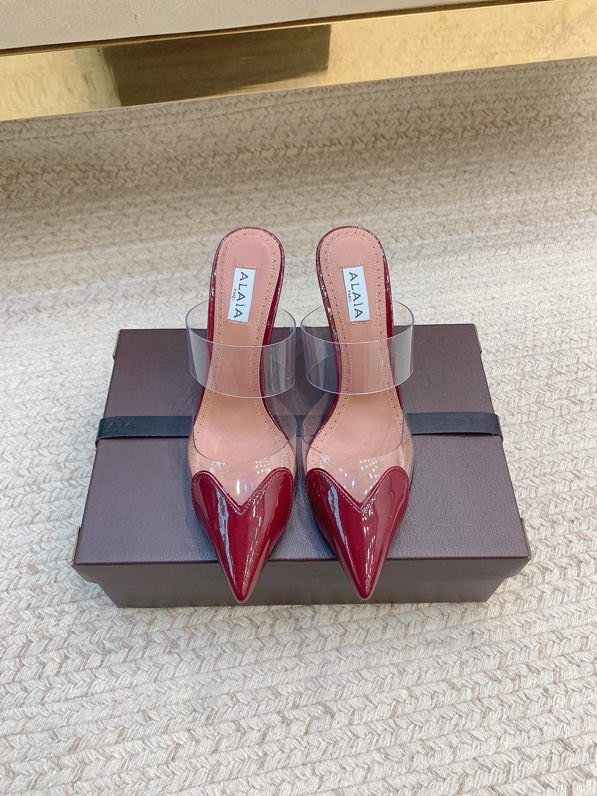 Босоножки фото 2