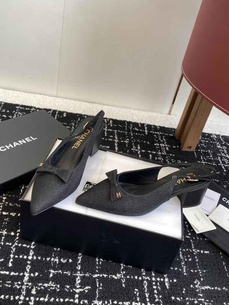 Босоножки фото 3