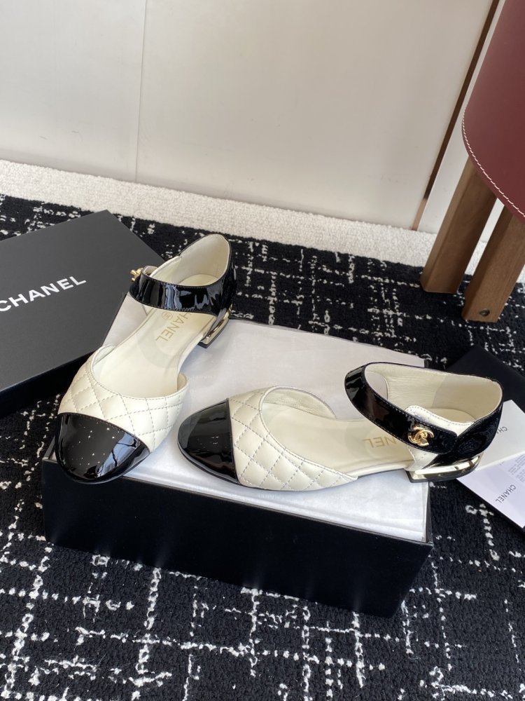 Босоніжки фото 3