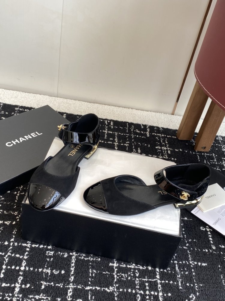 Босоніжки фото 3