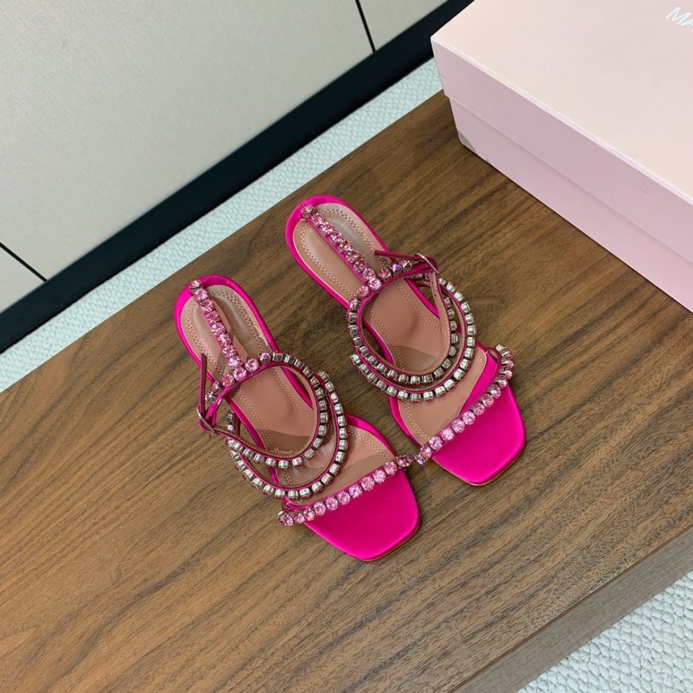 Босоножки фото 3