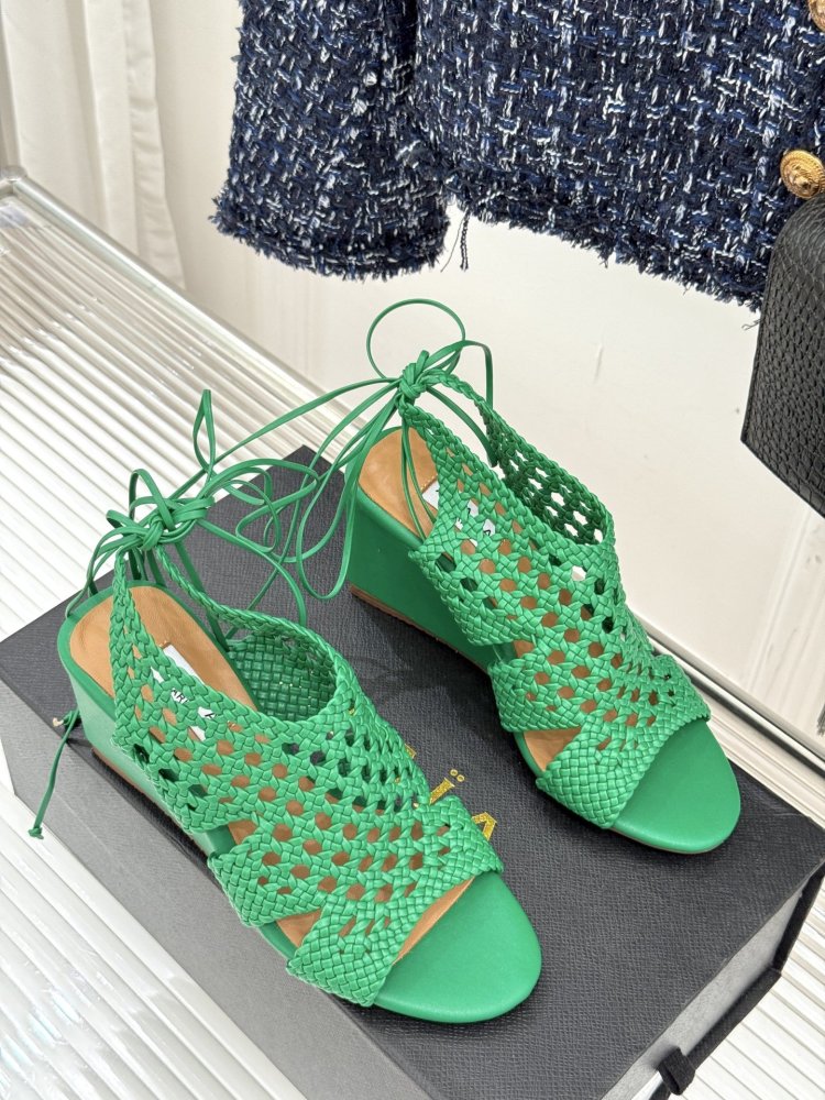 Босоніжки фото 3