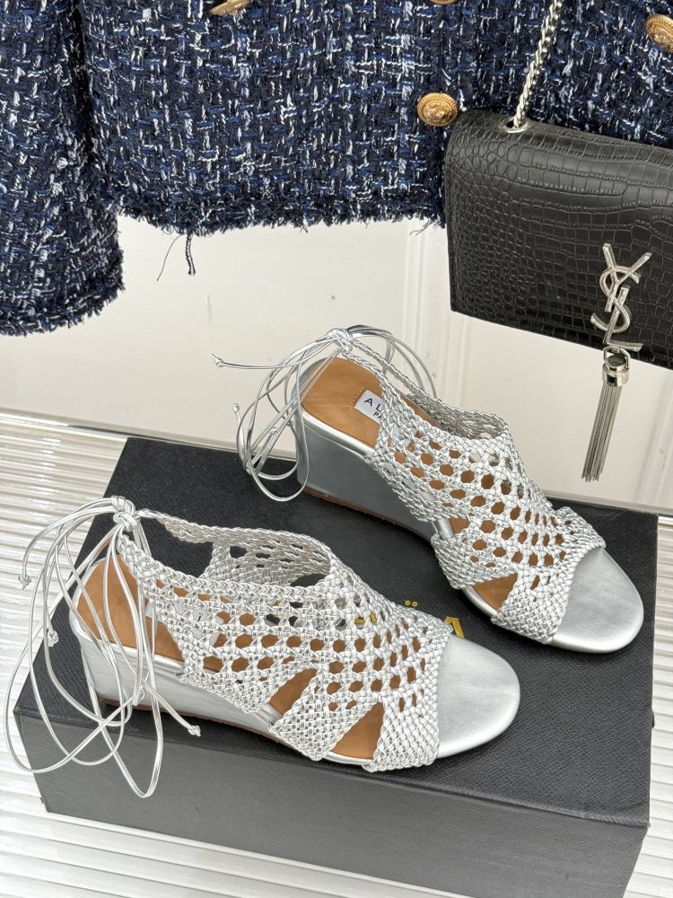 Босоніжки фото 3