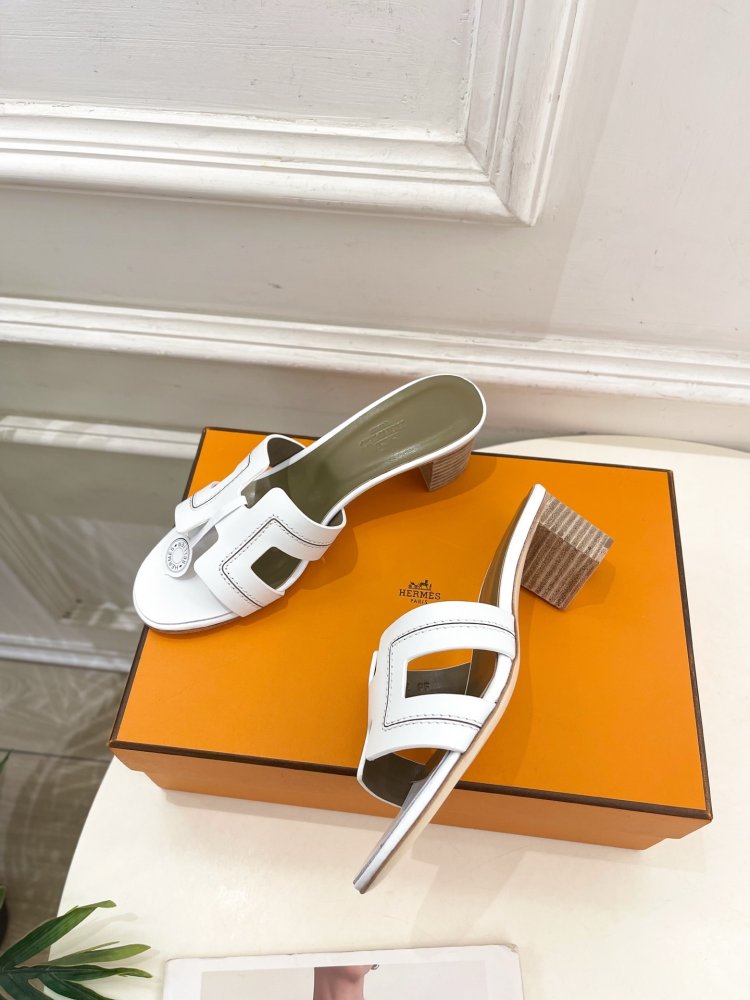 Босоножки фото 3