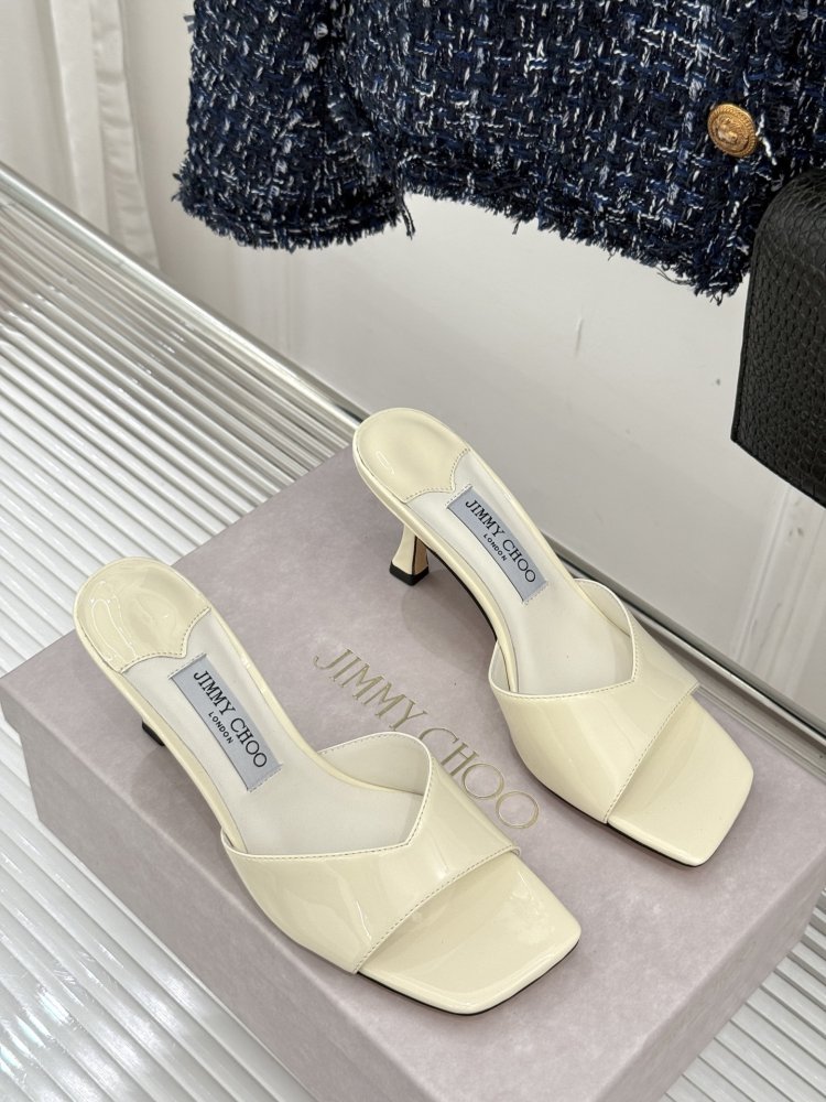 Босоножки фото 3