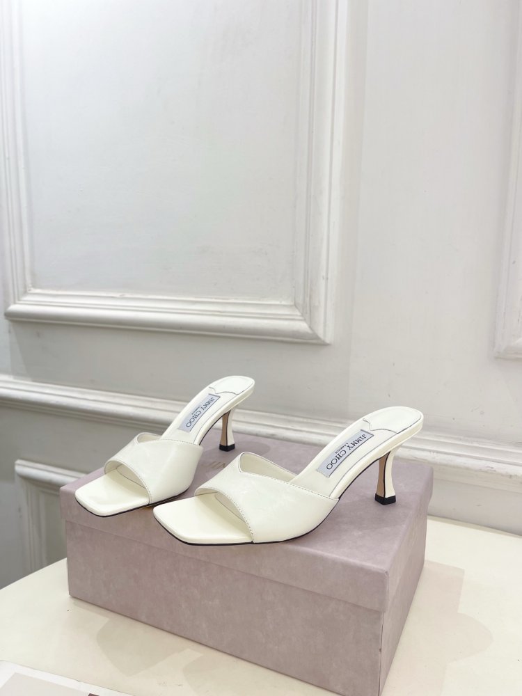 Босоножки фото 3