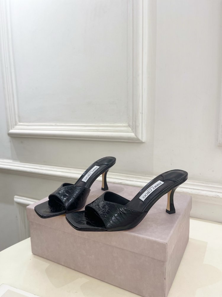 Босоножки фото 3