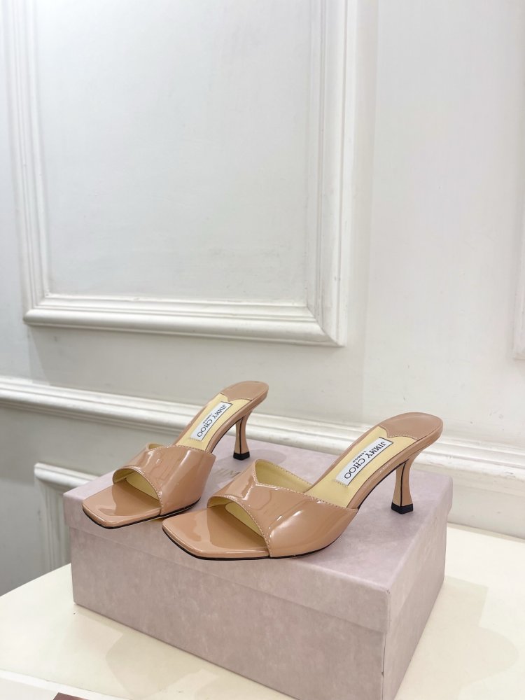 Босоножки фото 3