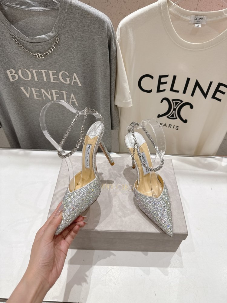 Босоножки фото 3