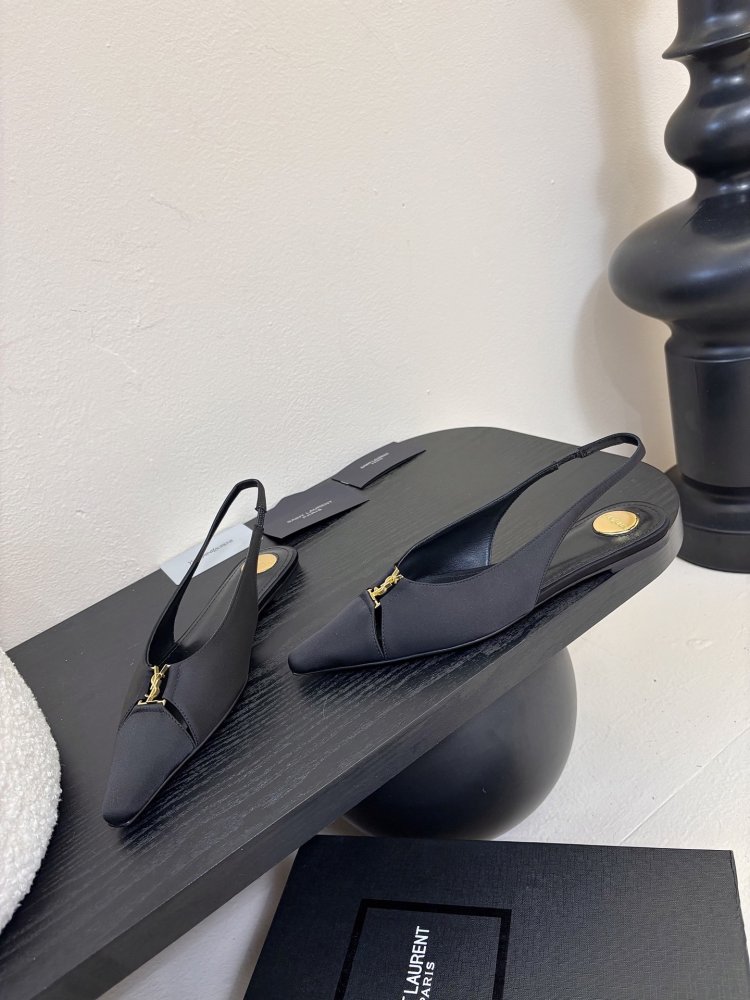 Босоніжки фото 3