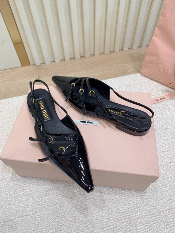 Босоножки фото 3