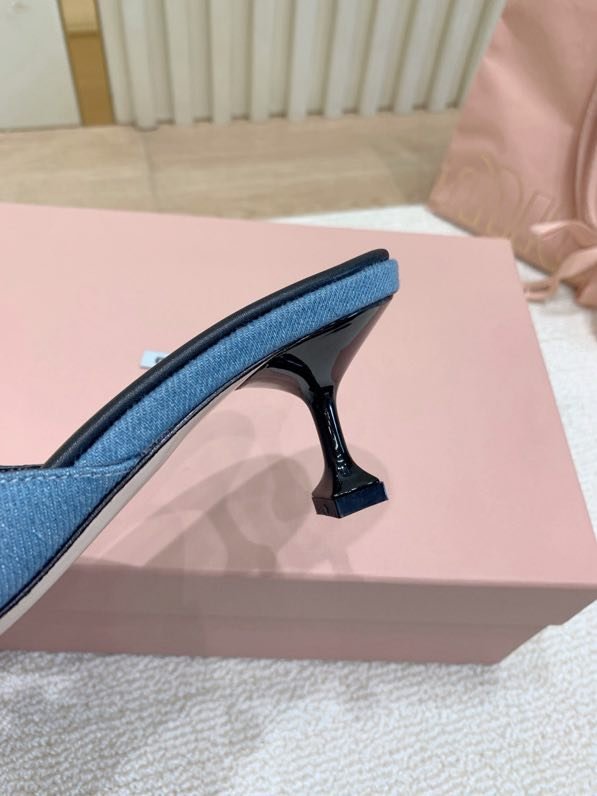 Босоножки фото 3