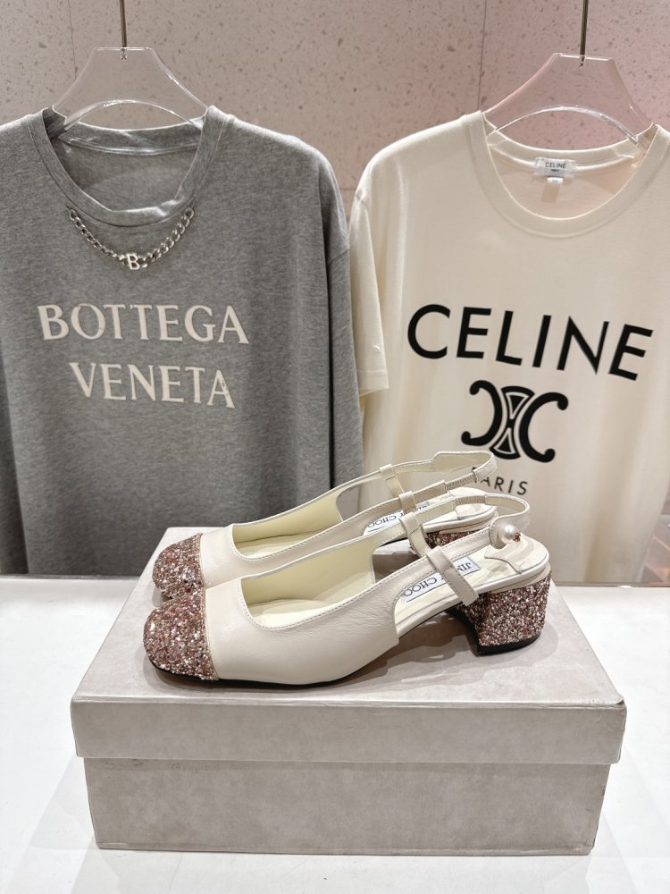 Босоножки фото 3