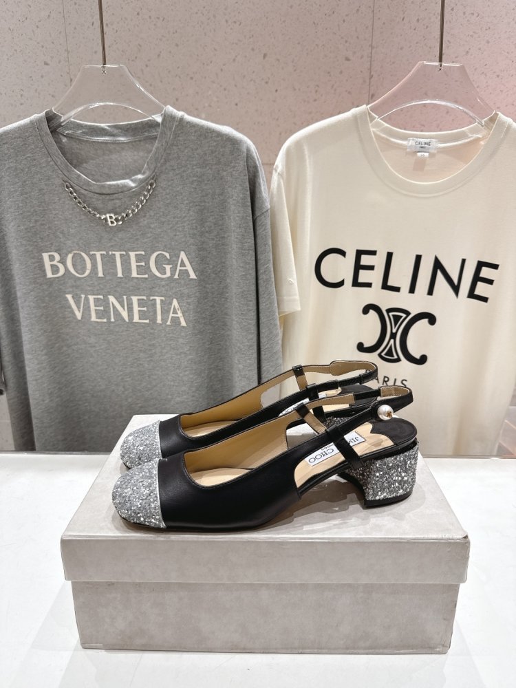 Босоножки фото 3