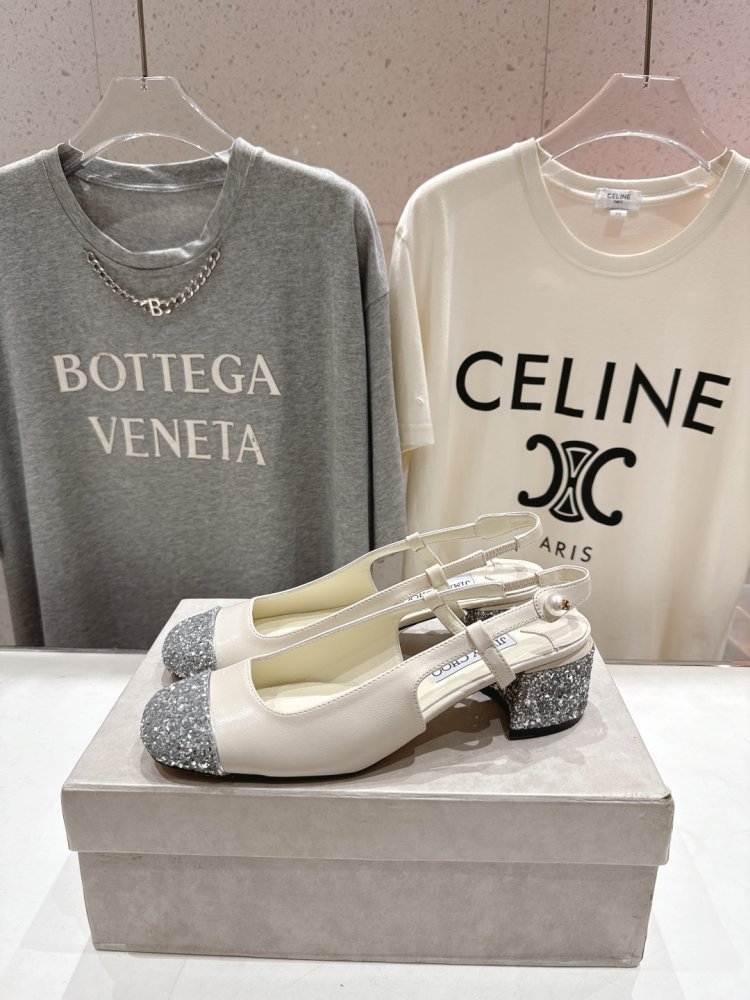 Босоножки фото 3