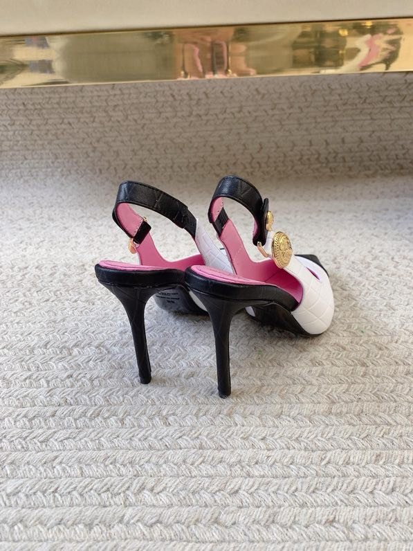 Босоножки фото 3