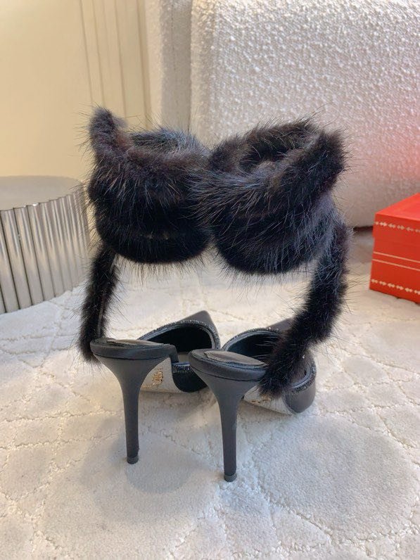 Босоножки фото 3