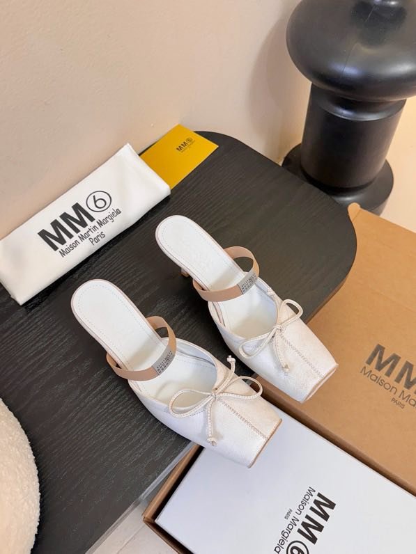 Босоножки фото 3