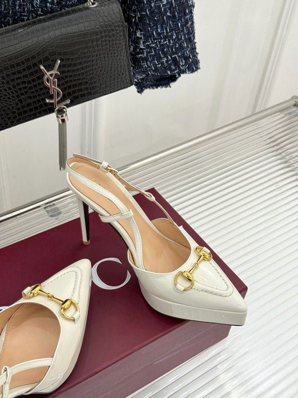 Босоніжки фото 3