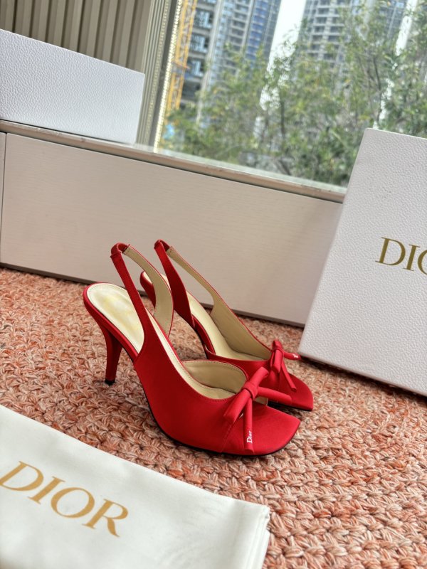 Босоніжки фото 3