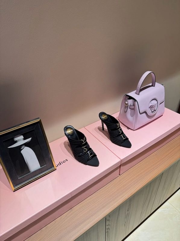 Босоножки фото 3