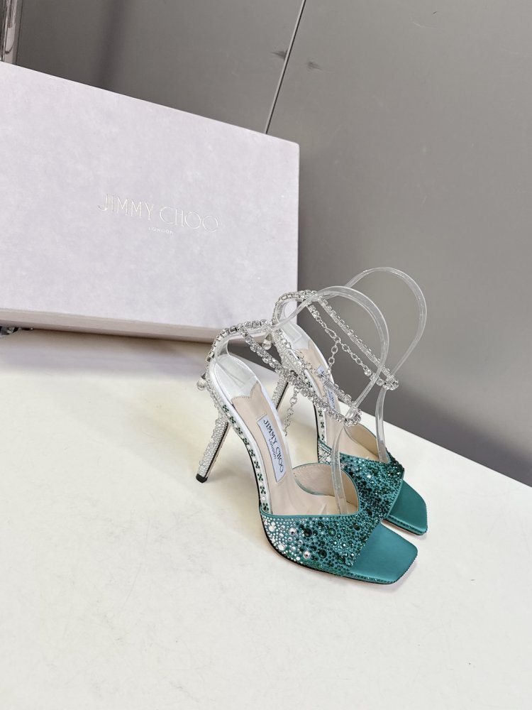 Босоножки фото 3