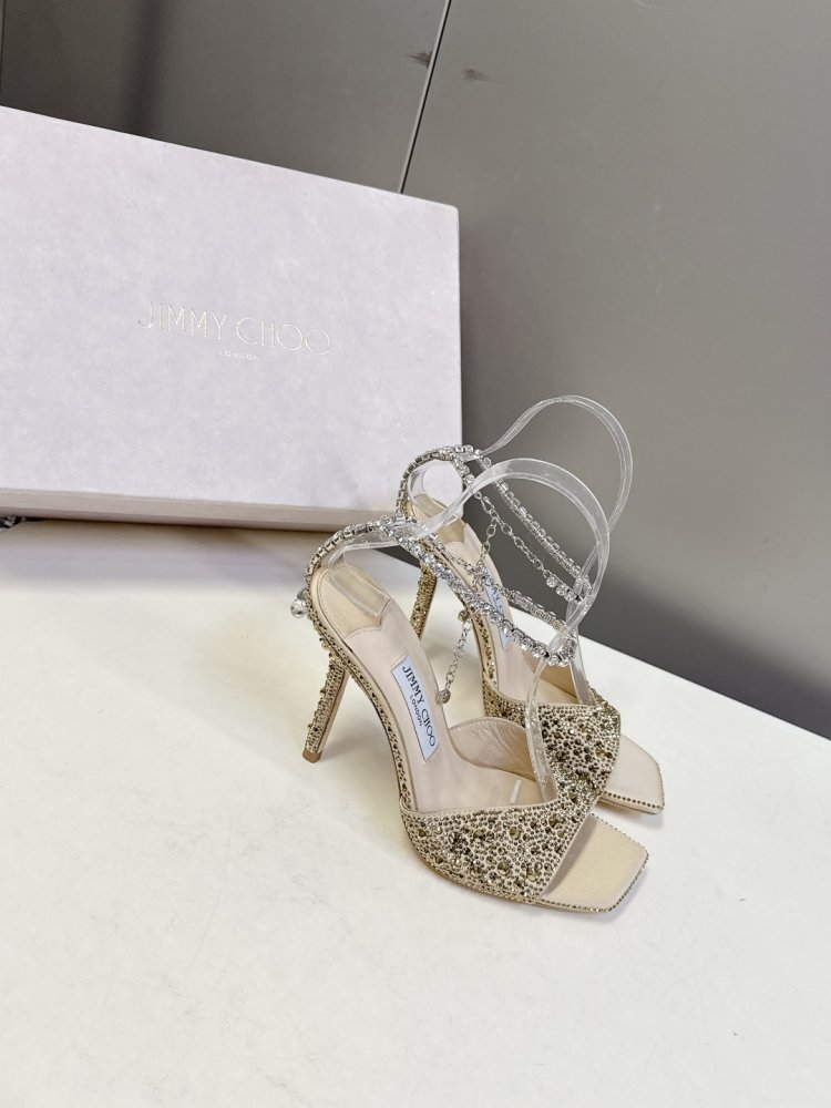 Босоножки фото 3