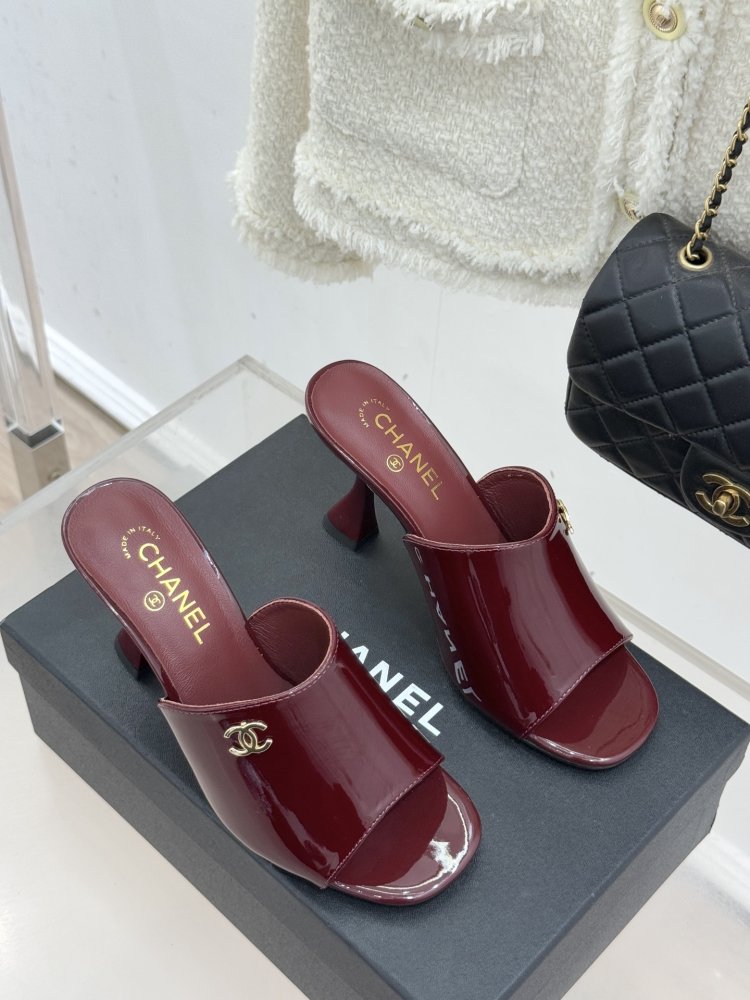 Босоніжки фото 3