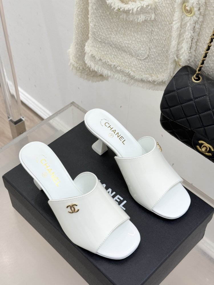 Босоніжки фото 3