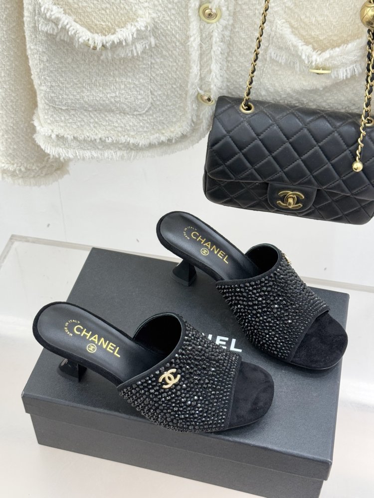 Босоніжки фото 3