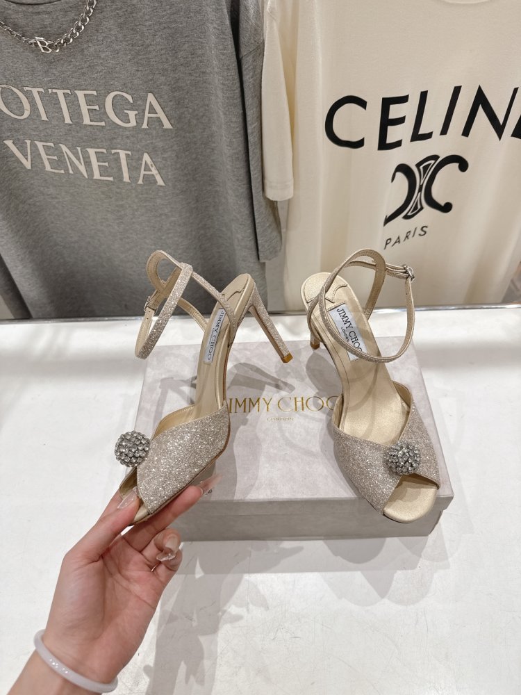 Босоножки фото 3