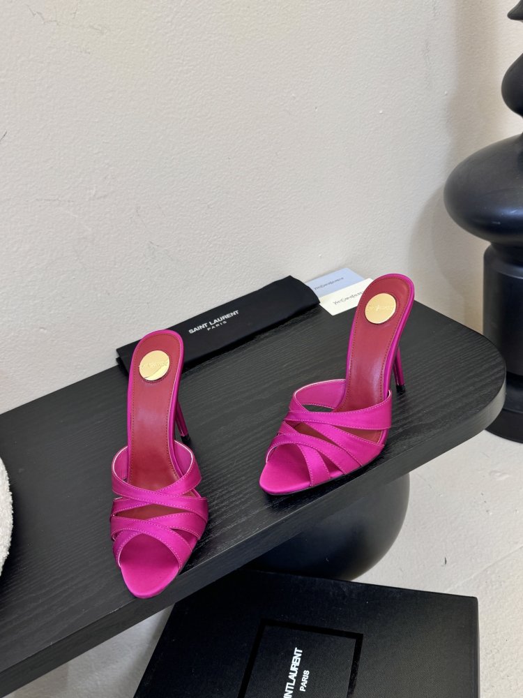 Босоножки фото 3