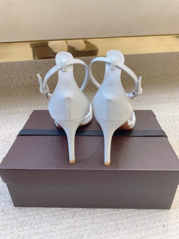 Босоножки фото 3