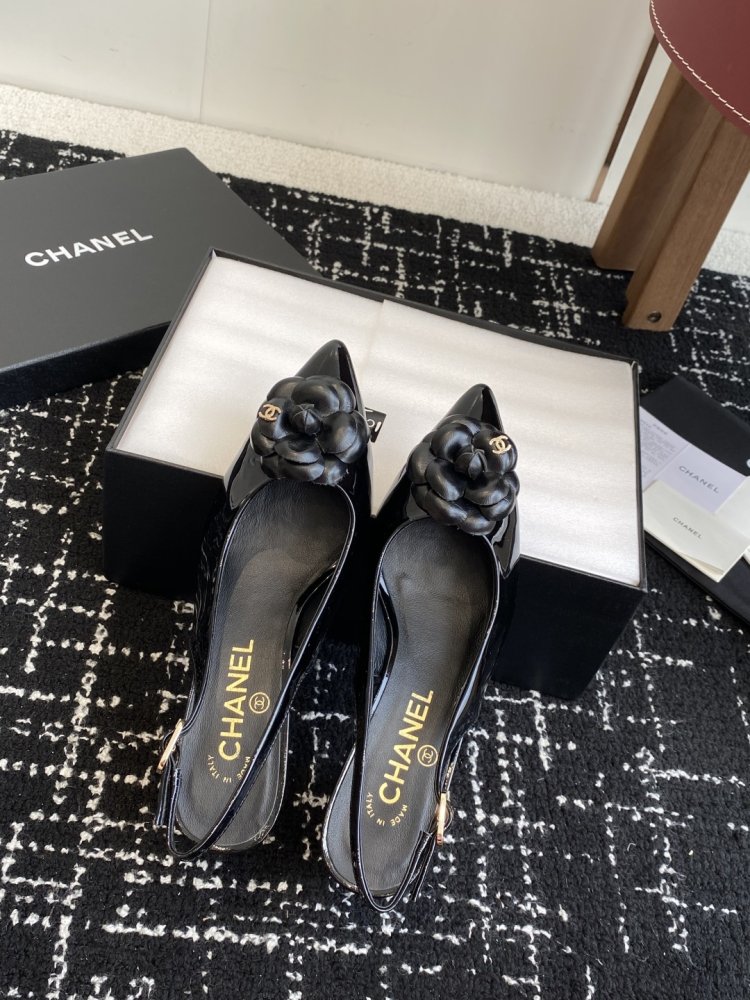 Босоножки фото 4