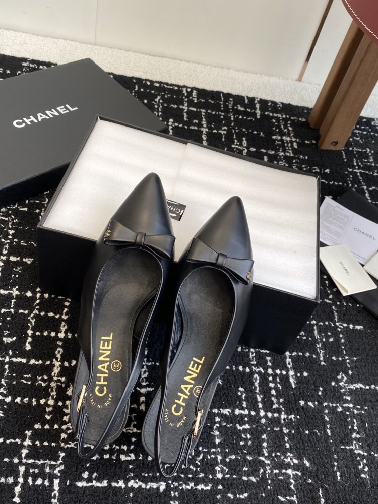 Босоніжки фото 4