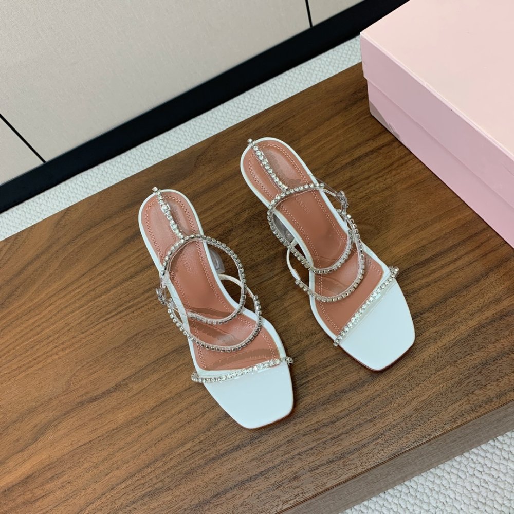 Босоножки фото 4