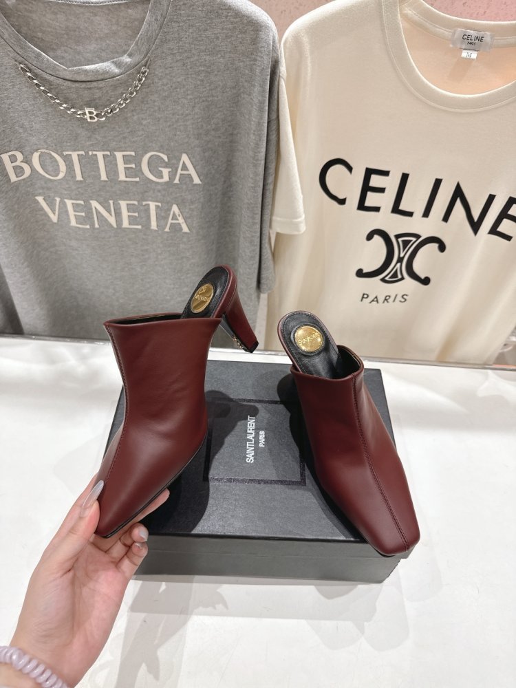 Босоножки фото 4