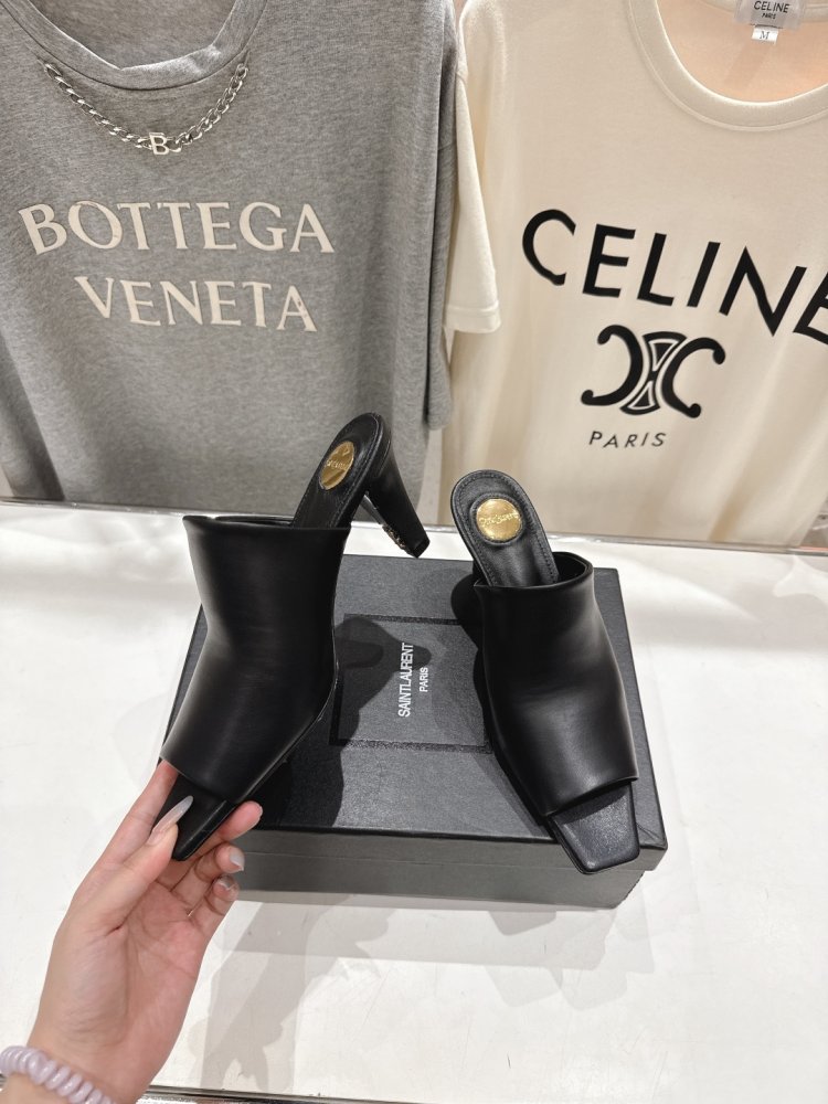 Босоніжки фото 4