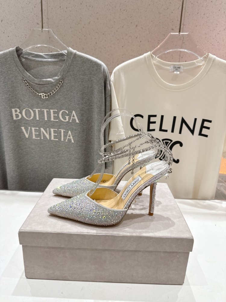 Босоножки фото 4