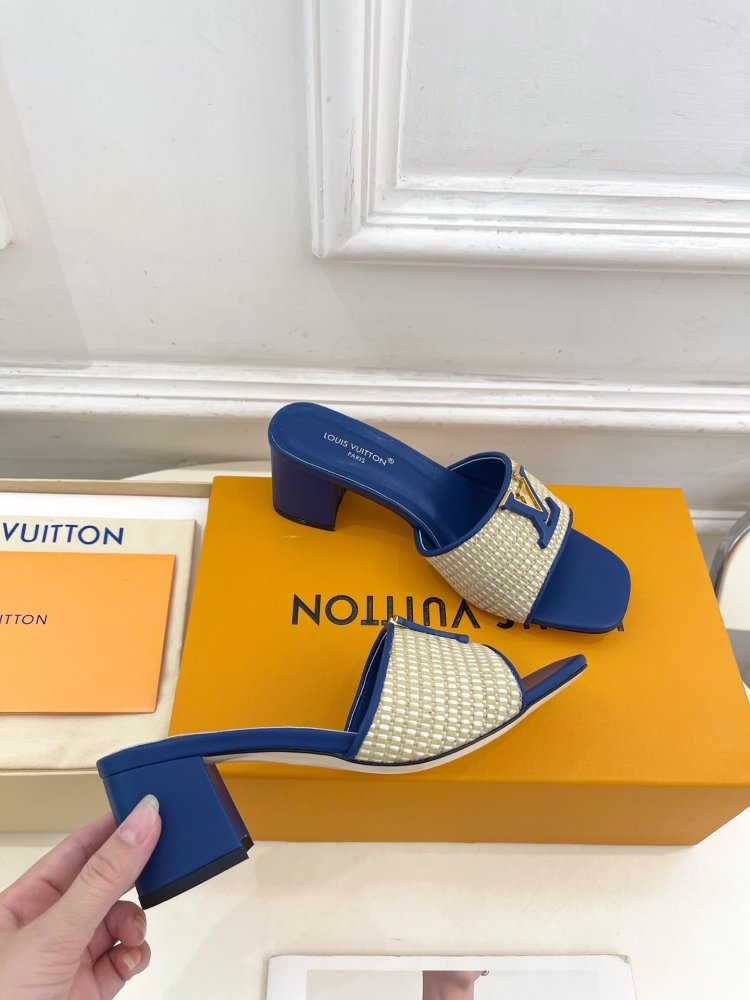 Босоніжки фото 4