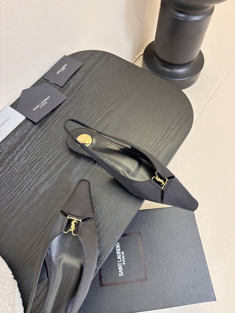 Босоніжки фото 4