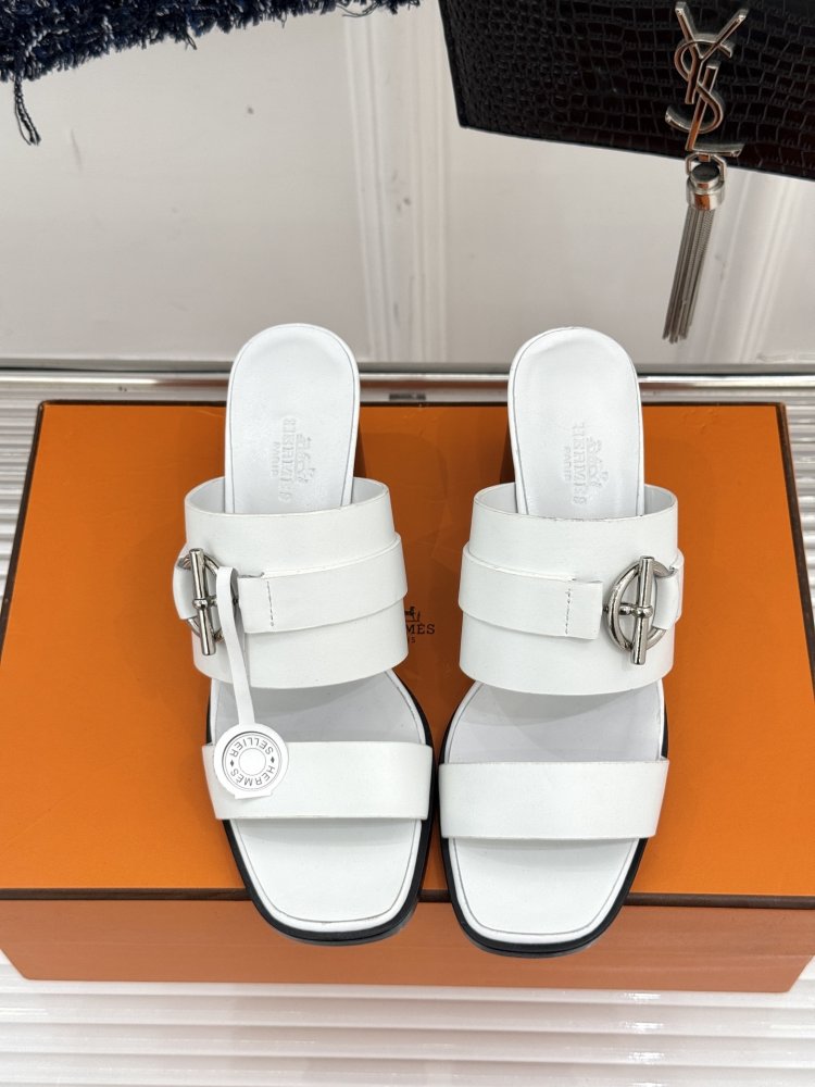 Босоніжки фото 4