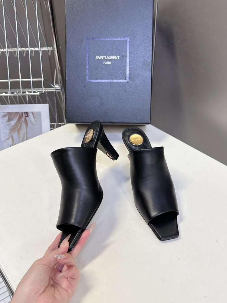 Босоніжки фото 4