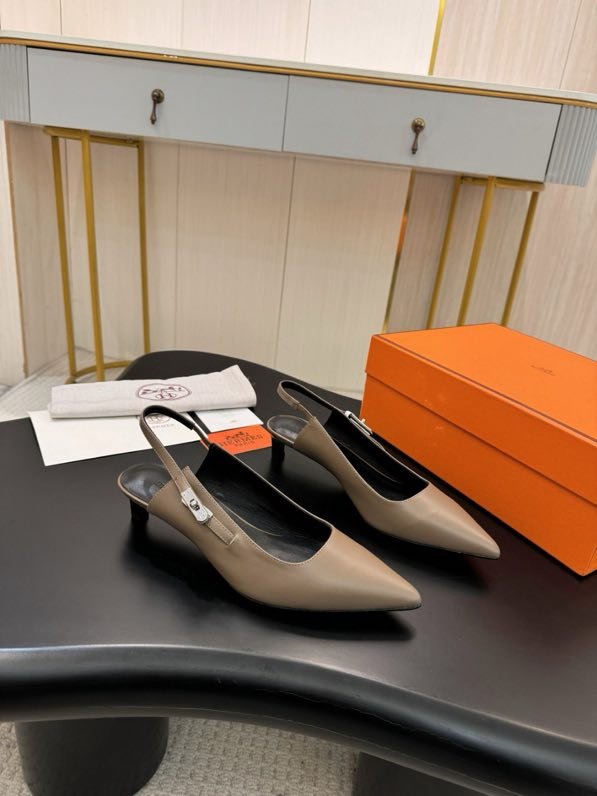 Босоножки фото 4