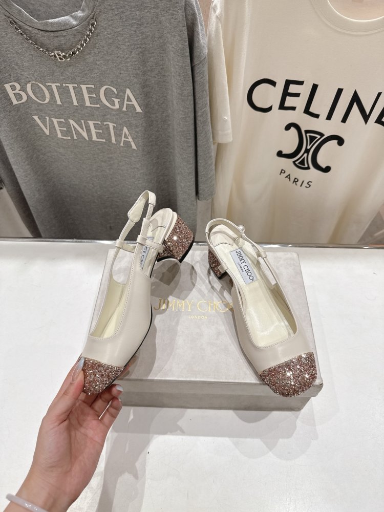 Босоножки фото 4